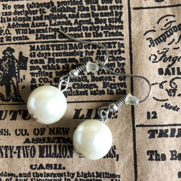 Small dangle earring bundle!!! - Picture 3 of 6